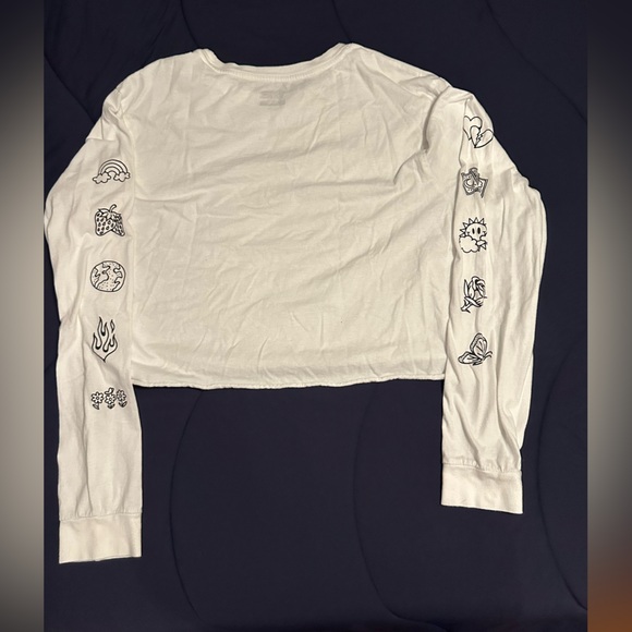 Vans cropped t-shirt with front and sleeve graphics. White size XL. - Picture 2 of 5